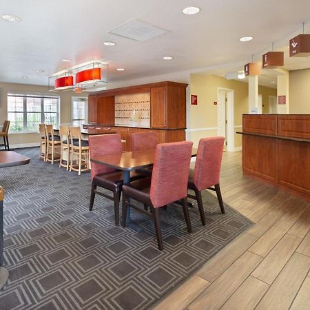 Towneplace Suites By Marriott St. Petersburg Κλιαργουότερ Εξωτερικό φωτογραφία
