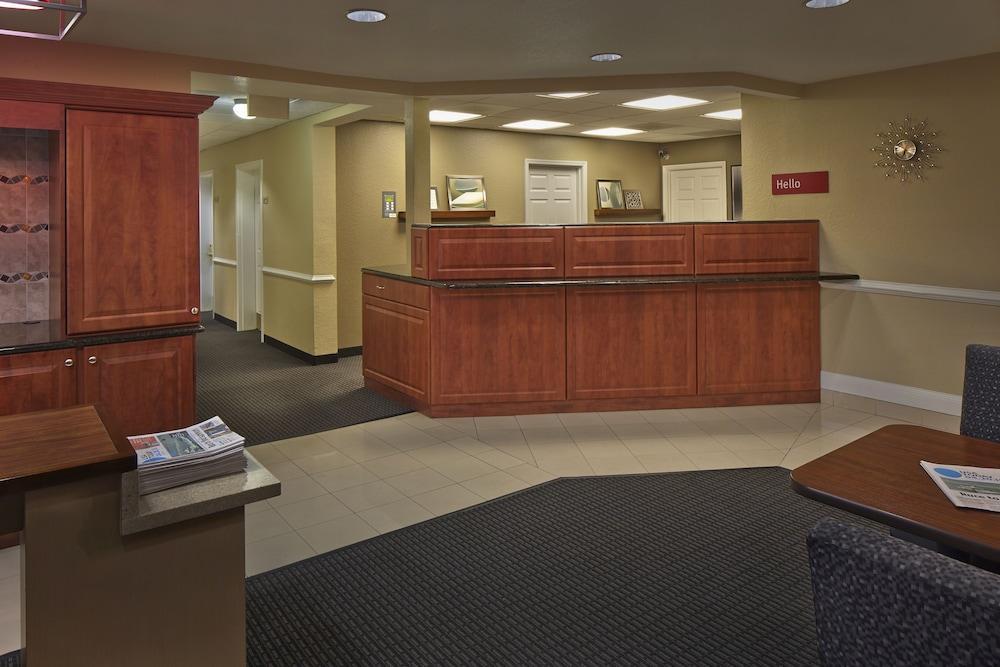 Towneplace Suites By Marriott St. Petersburg Κλιαργουότερ Εξωτερικό φωτογραφία
