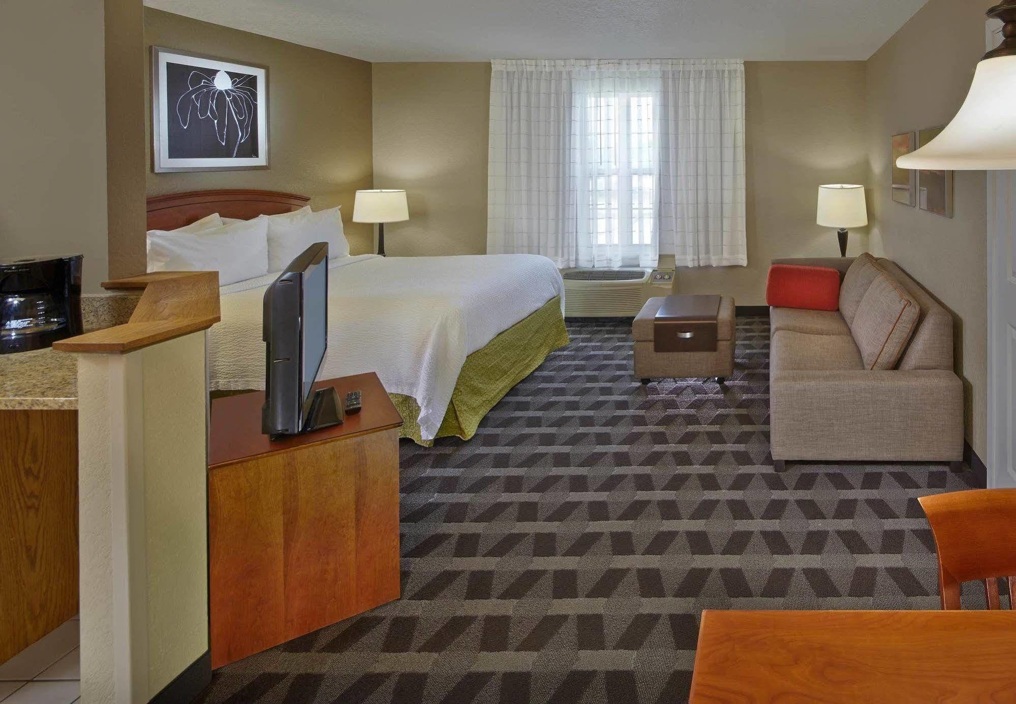 Towneplace Suites By Marriott St. Petersburg Κλιαργουότερ Εξωτερικό φωτογραφία
