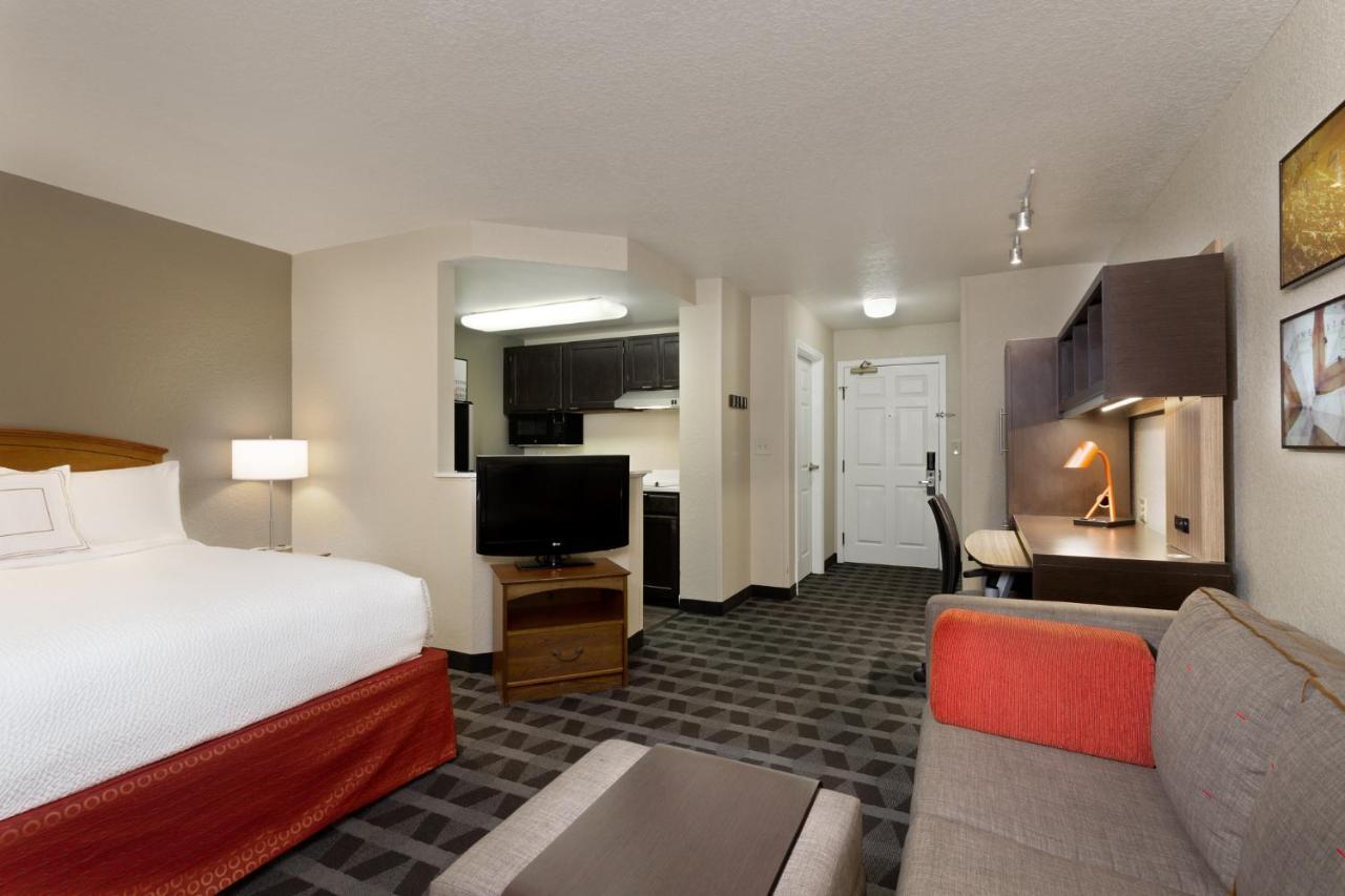 Towneplace Suites By Marriott St. Petersburg Κλιαργουότερ Εξωτερικό φωτογραφία