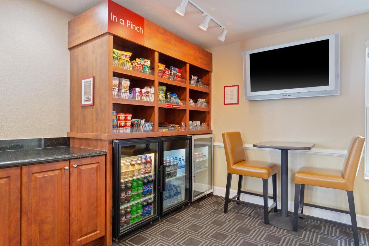 Towneplace Suites By Marriott St. Petersburg Κλιαργουότερ Εξωτερικό φωτογραφία