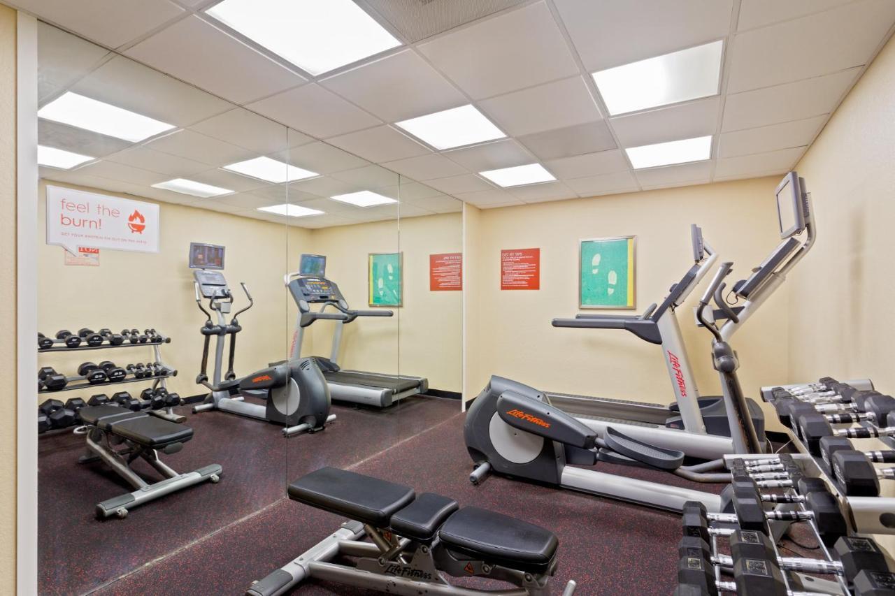 Towneplace Suites By Marriott St. Petersburg Κλιαργουότερ Εξωτερικό φωτογραφία